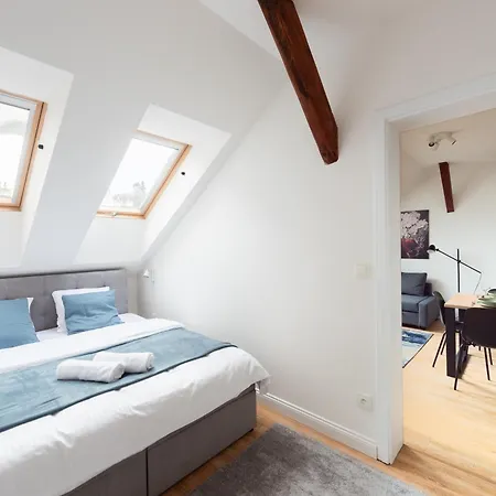 3-room With Beautiful View 아파트 *