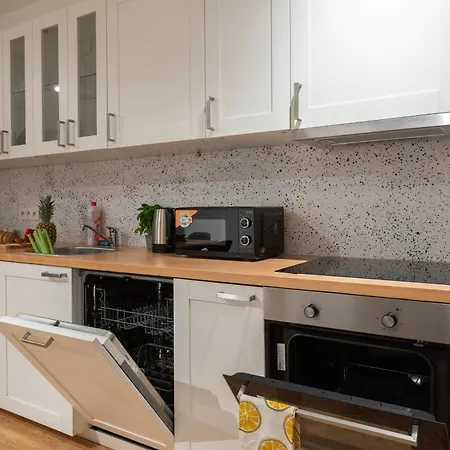 3-room With Beautiful View Lejlighed *